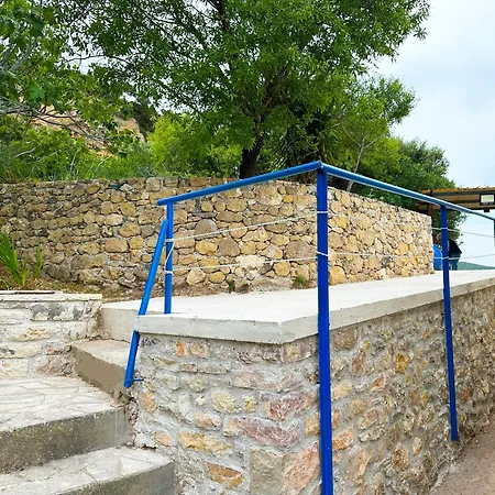 To Provetzino Nyaraló Viaradika