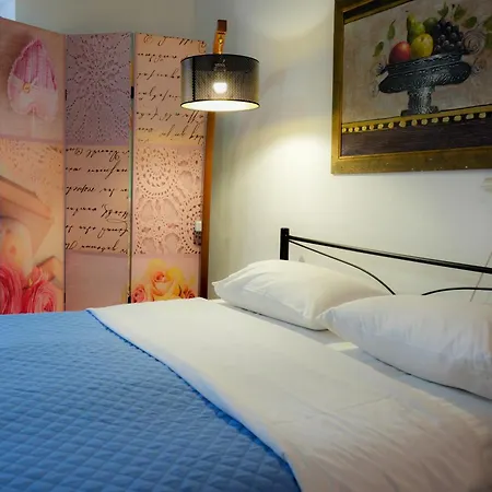 To Provetzino Nyaraló *