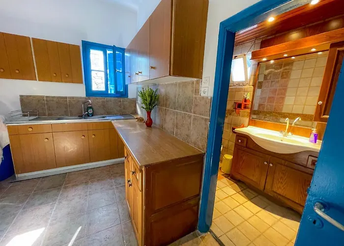 To Provetzino Feriehus Viaradika